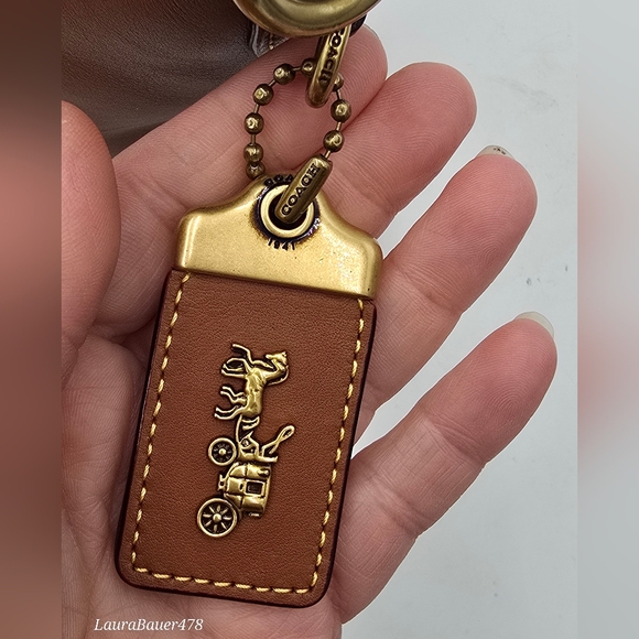 💥NWT💥Coach Glovetanned Leather Archive Duffle 20, Saddle - Picture 10 of 16